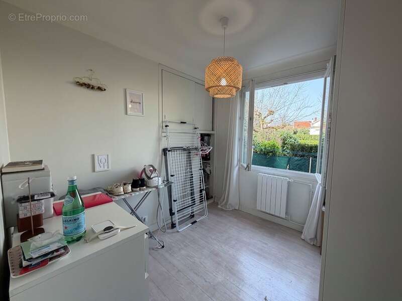 Maison plain-pied à vendre à Villeneuve-sur-Lot (47)– Maison rénovée avec jardin, proche commerces, idéale retraité ou couple - photo 13