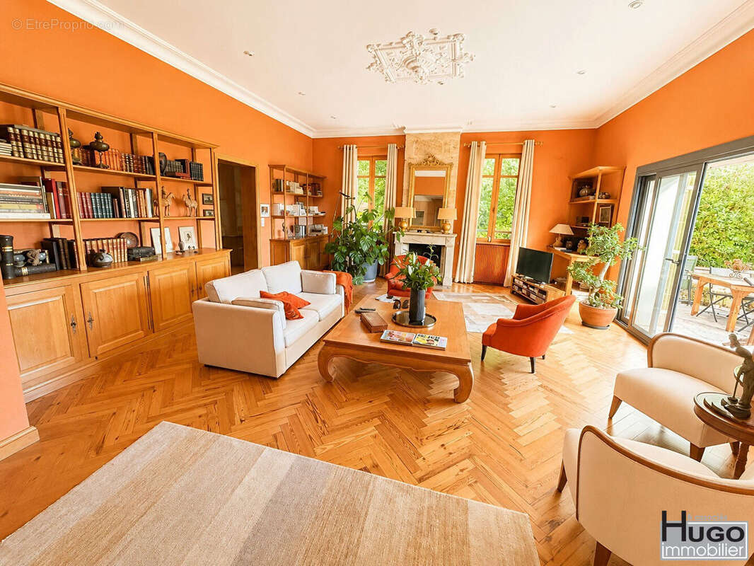 Maison à QUINSAC