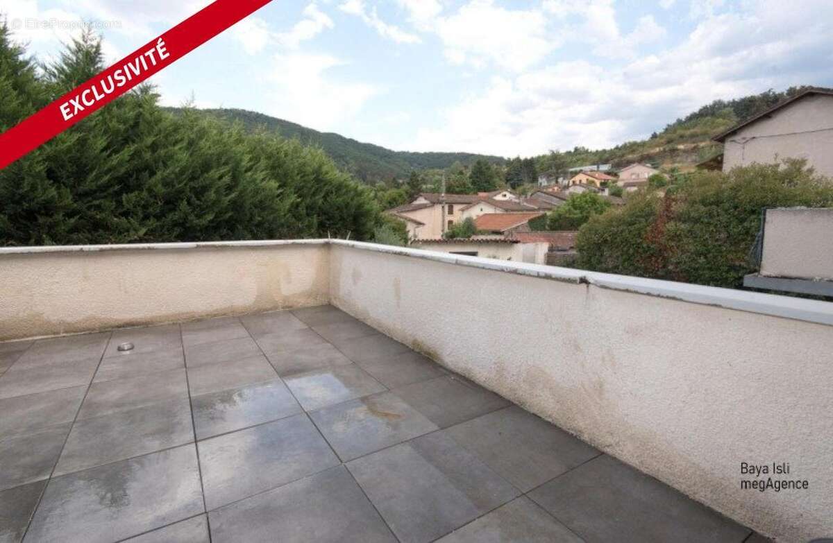Tènement immobilier de 2 maisons avec piscine, garage et terrain – 364 000 € FAI - photo 12