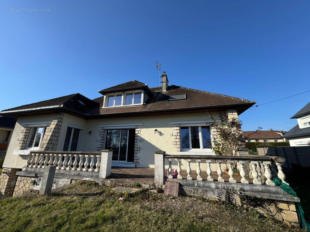 Maison à SAINT-JUST-EN-CHAUSSEE