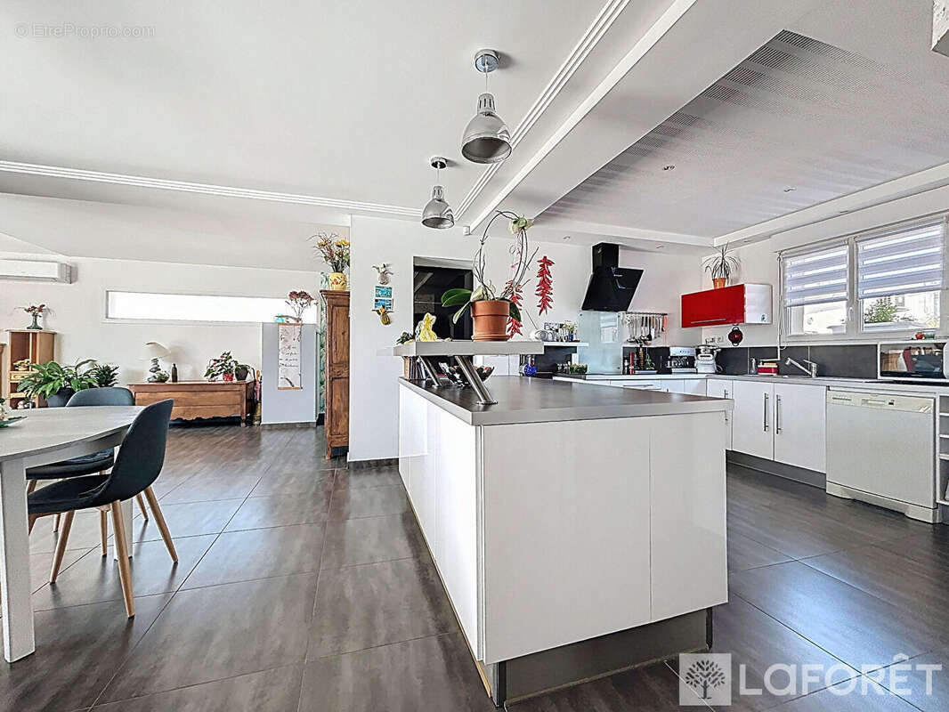 Maison à SAINT-ANDRE-DE-CUBZAC