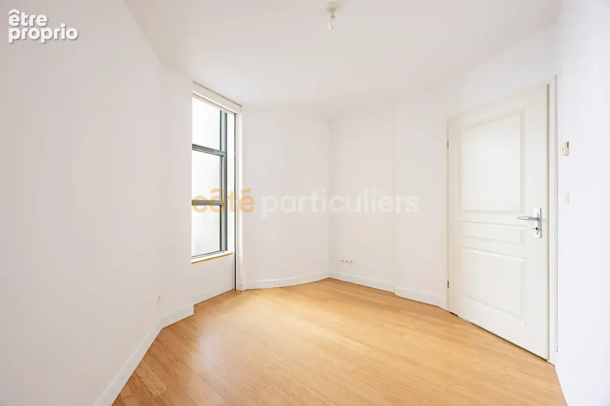 Nantes centre/ tour bretagne -- t5 108 m2 -- 4 chambres -- double salon - photo 4
