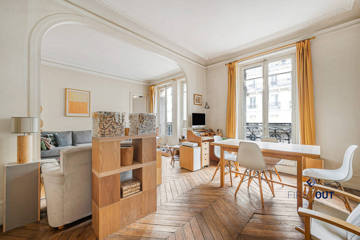Appartement à PARIS-5E