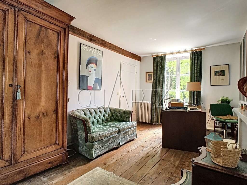Maison 360 m² à Chaumont-En-Vexin  - photo 10