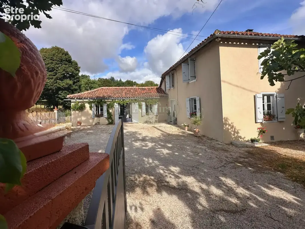 Charmante Demeure, piscine, jardin - photo 23