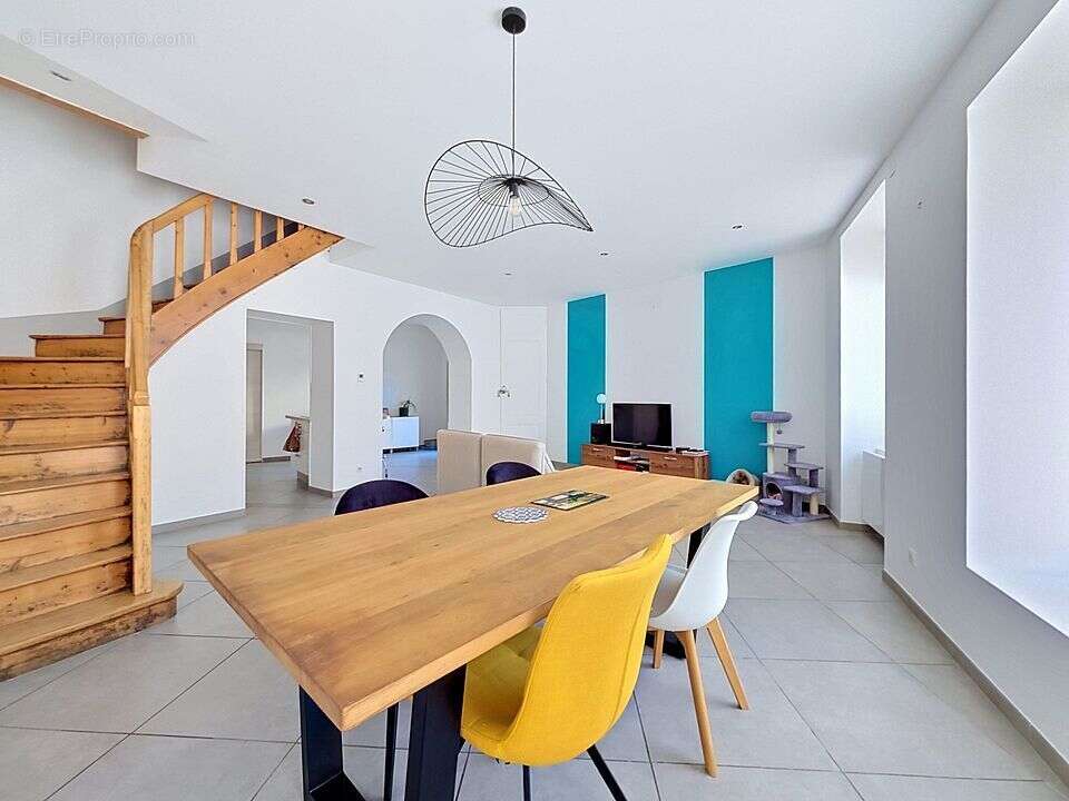 Appartement à HEYRIEUX