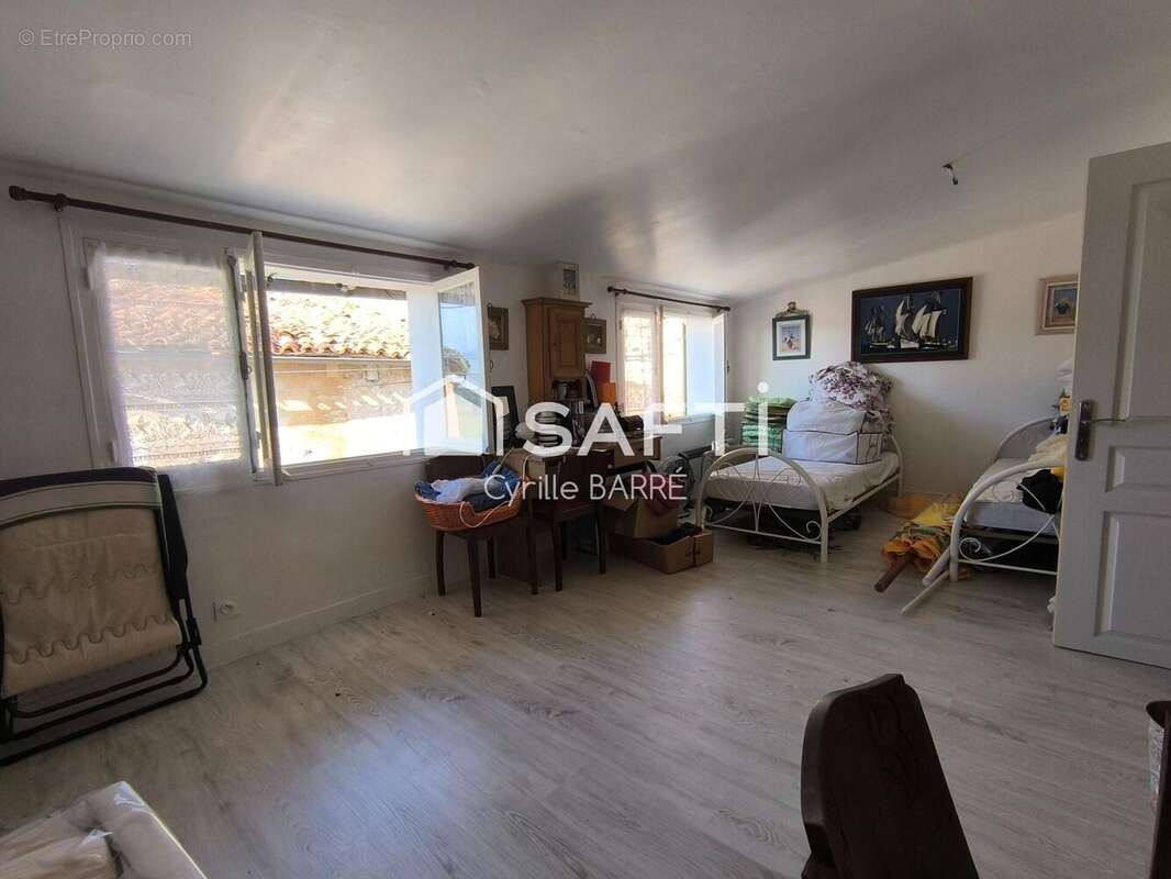 Photo 4 - Maison à SALLES-LAVALETTE