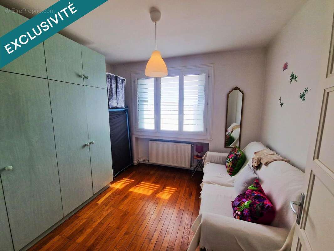 Photo 7 - Appartement à VILLEURBANNE