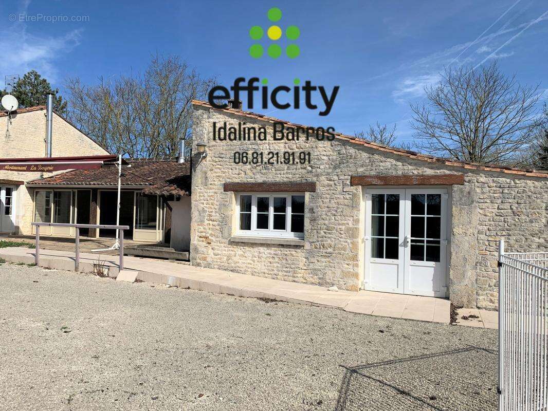 Maison à ROMAZIERES