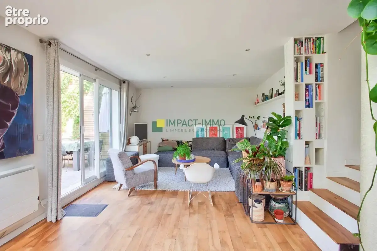 Maison familiale pleine de charme avec séjour de 37 m², jardin et pergola plein sud : un bien rare à Colombes ! - photo 6