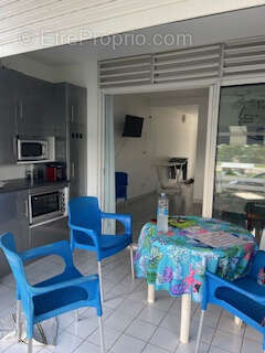 Appartement à LE MOULE