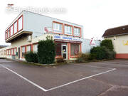 Commerce à MIRECOURT