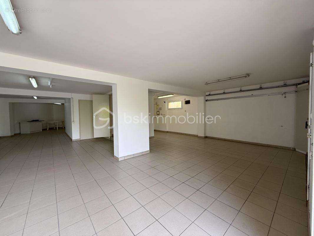 Maison familiale de 135 m² – Plein pied – Sous-sol complet – Terrain de 3 000 m² – DPE C - photo 14