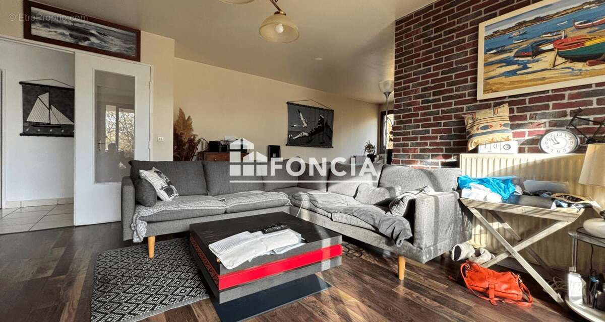 Appartement à VERNEUIL-SUR-SEINE