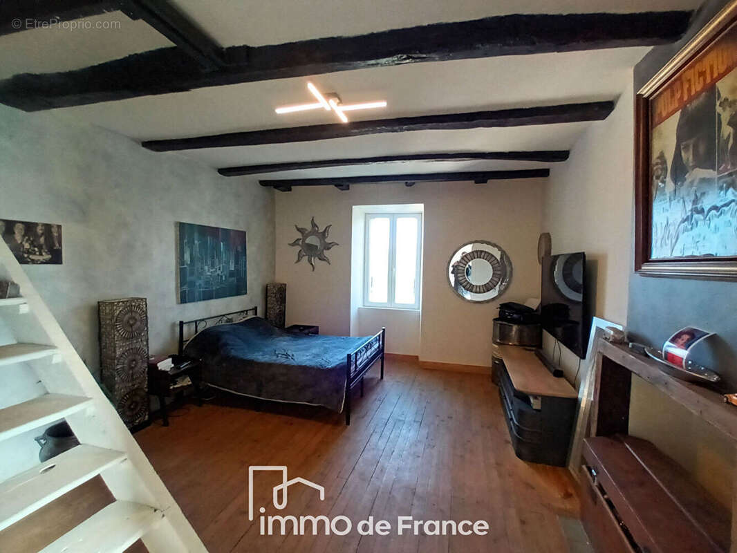 entre Maurs et Decazeville- Maison caractère avec dépendances. - photo 12