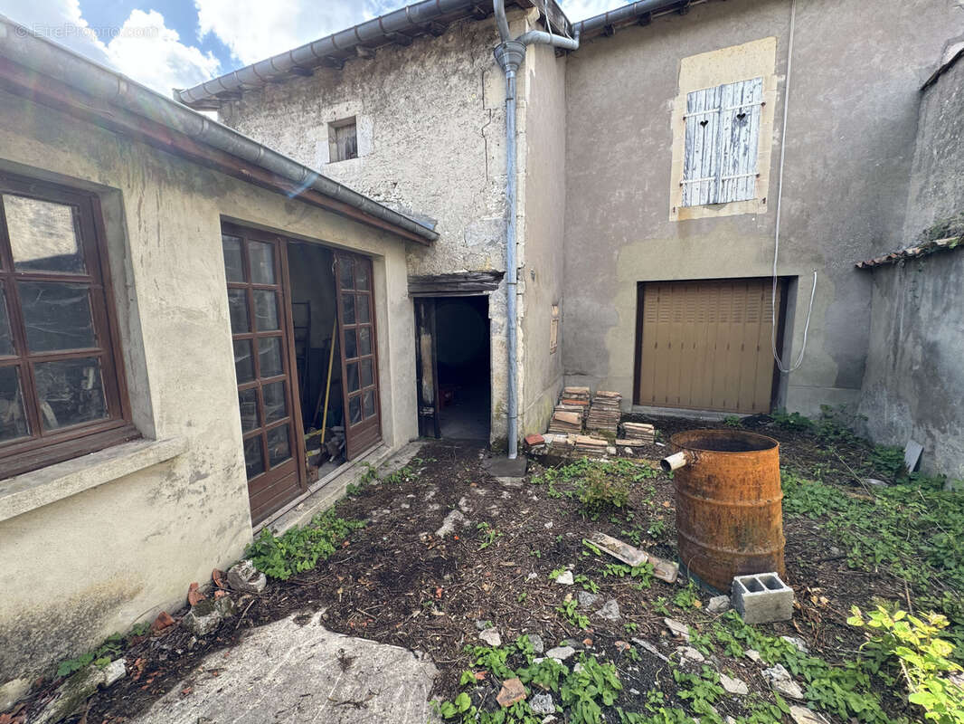 Maison à TRONVILLE-EN-BARROIS