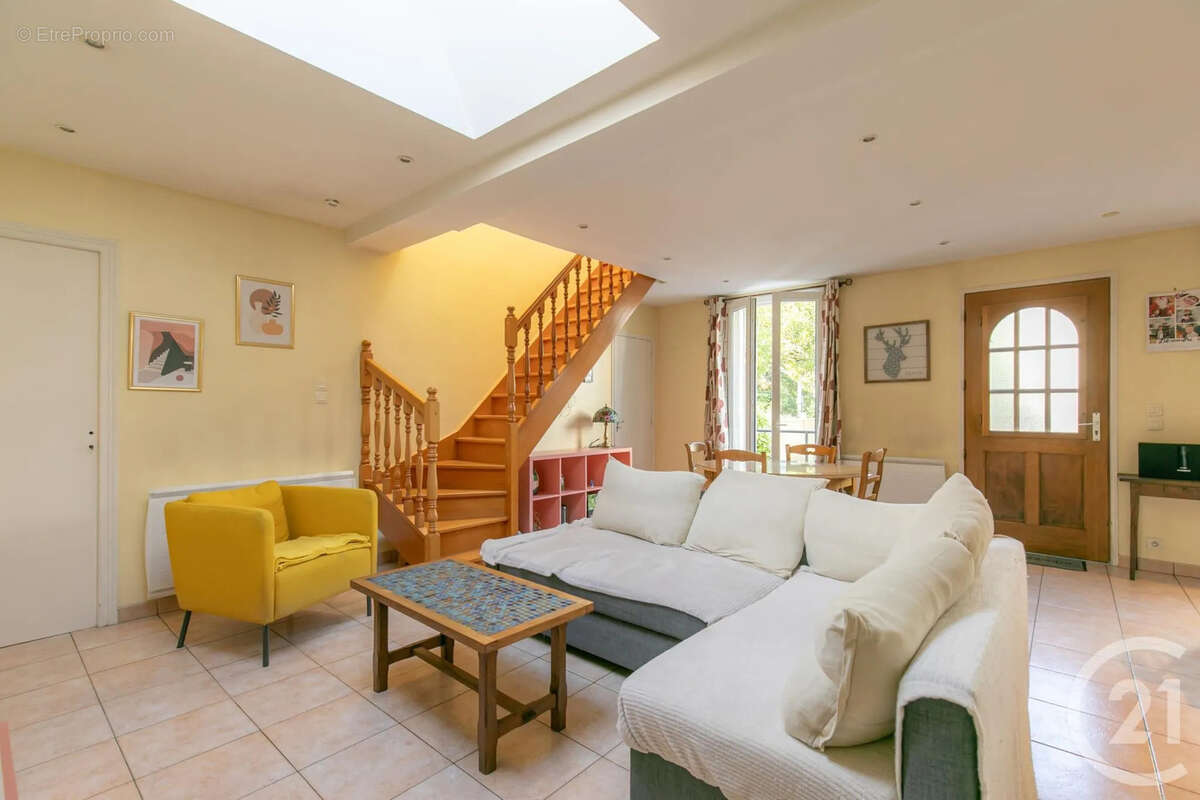 Maison à CHAMPIGNY-SUR-MARNE