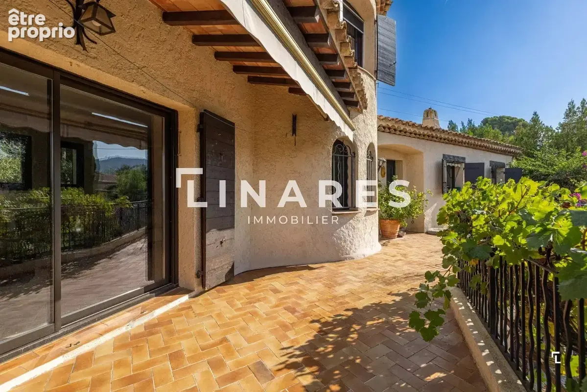 LA BASTIDE AUX OLIVIERS - Maison T6 de 180m2 - Piscine - Pool house - Terrain 1300m2 - 13190 Allauch - photo 4