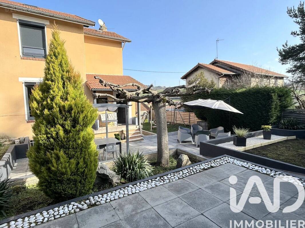 Photo 1 - Maison à ROCHE-LA-MOLIERE