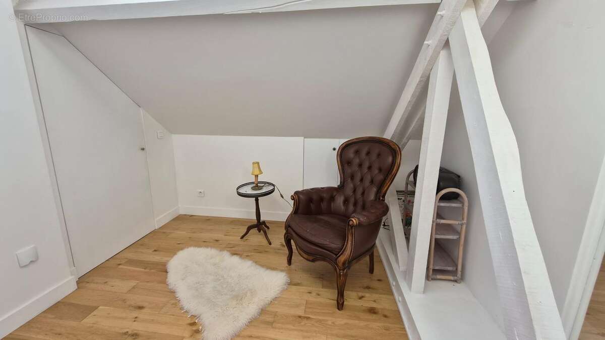 Maison à SAINT-GERMAIN-LES-ARPAJON