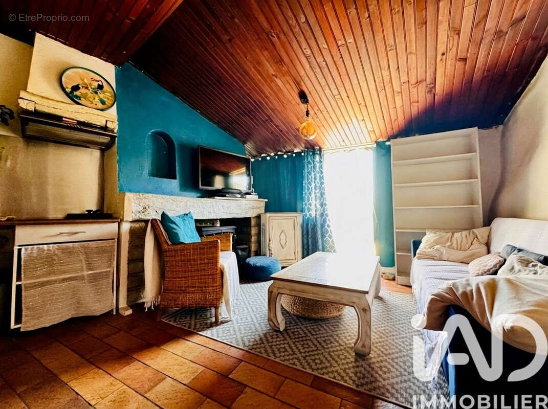 Photo 4 - Appartement à SAINT-MAXIMIN-LA-SAINTE-BAUME