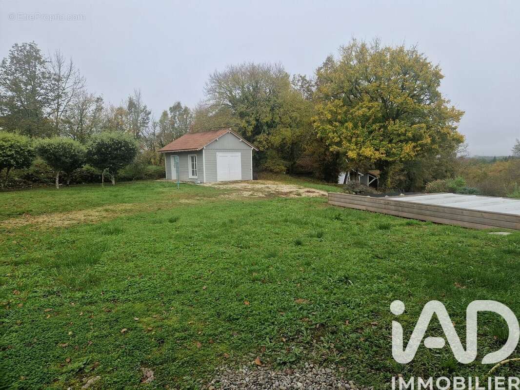 Maison 128 m² à Bouzic  - photo 9