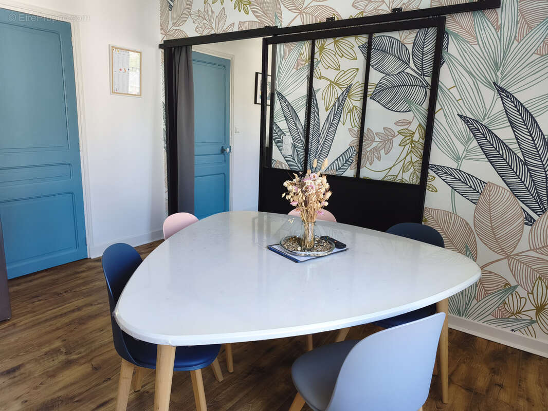 Splendide T2 de 49 m2 entièrement rénové et bien situé - photo 9
