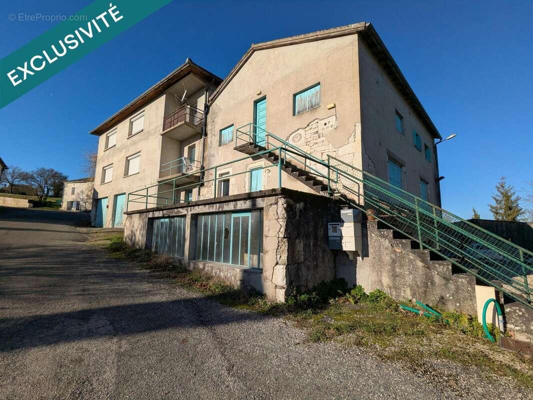 Maison 233 m² à Pern  - photo 7