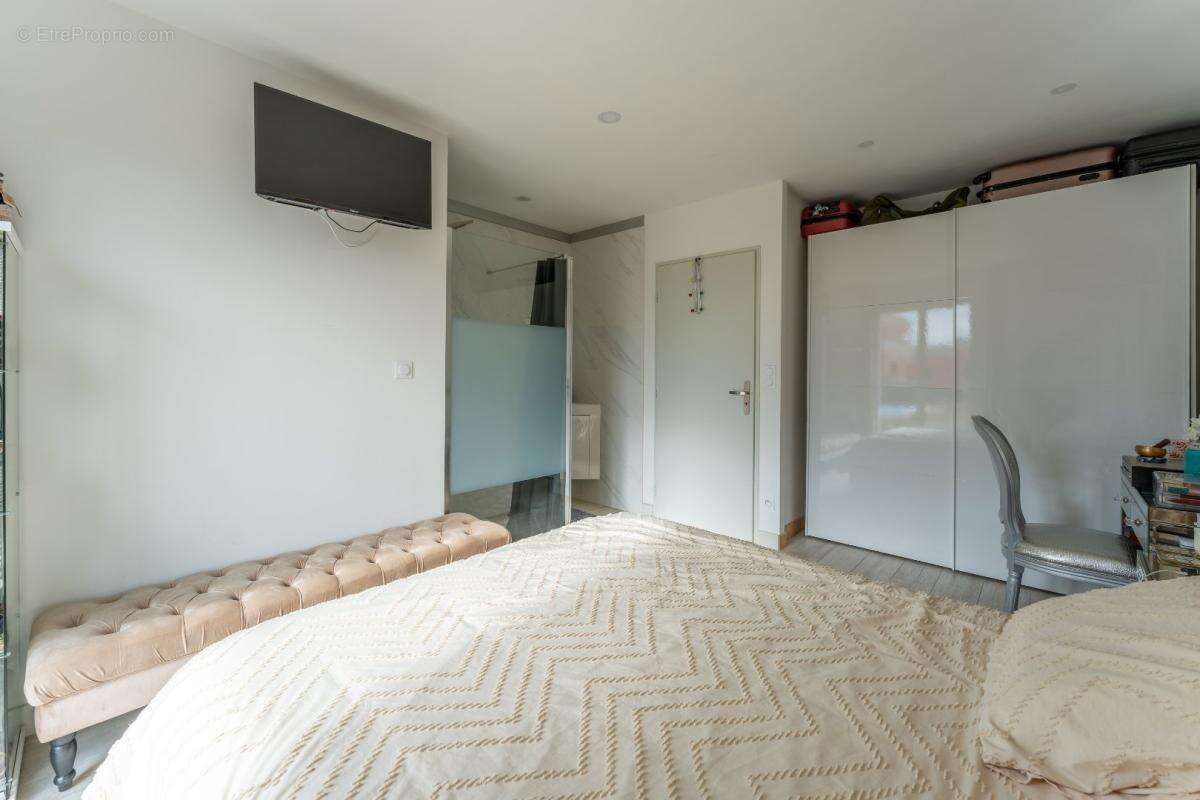 Maison à COULOUNIEIX-CHAMIERS