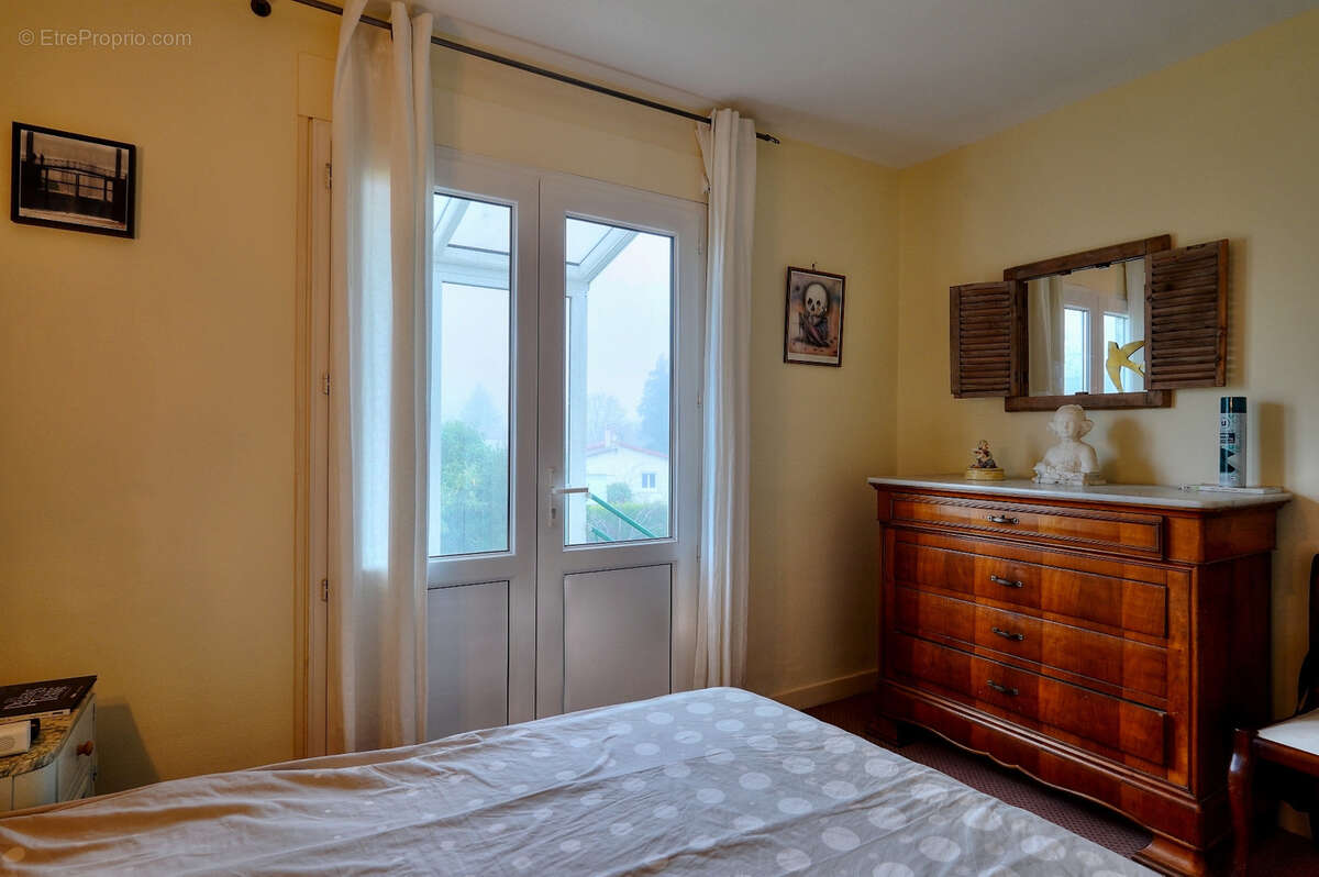 Maison à LA CHAPELLE-SAINT-LAURENT