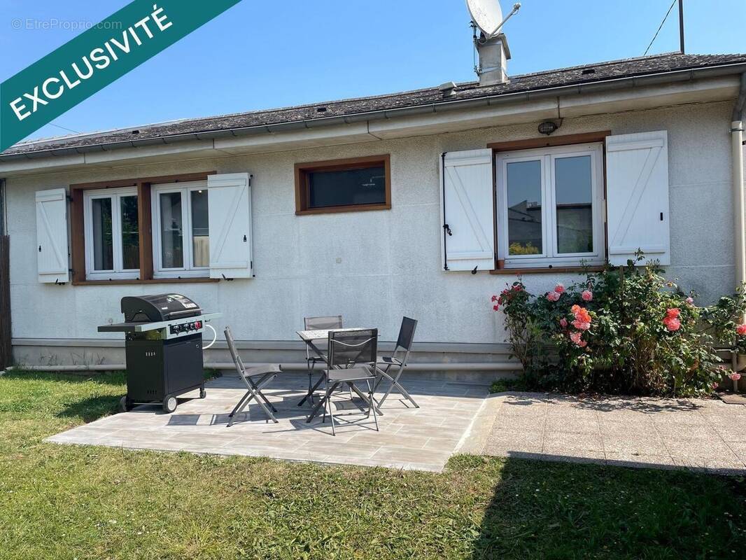 Photo 1 - Maison à VILLIERS-SUR-MARNE