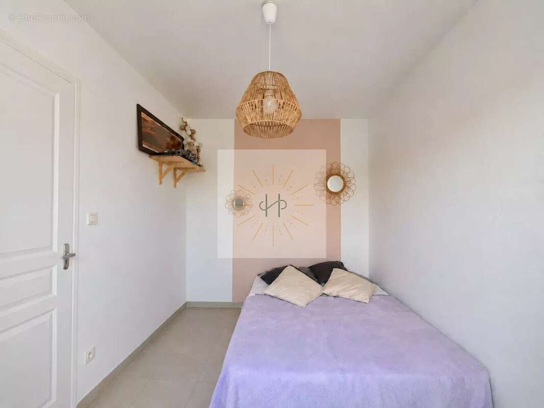 Maison à MONTELIMAR