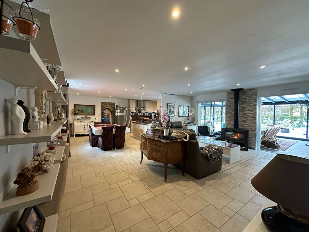 Maison à QUINCAMPOIX