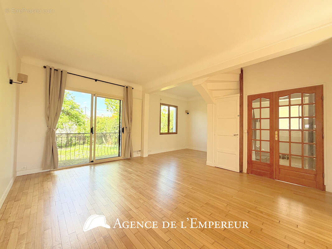 Maison à RUEIL-MALMAISON