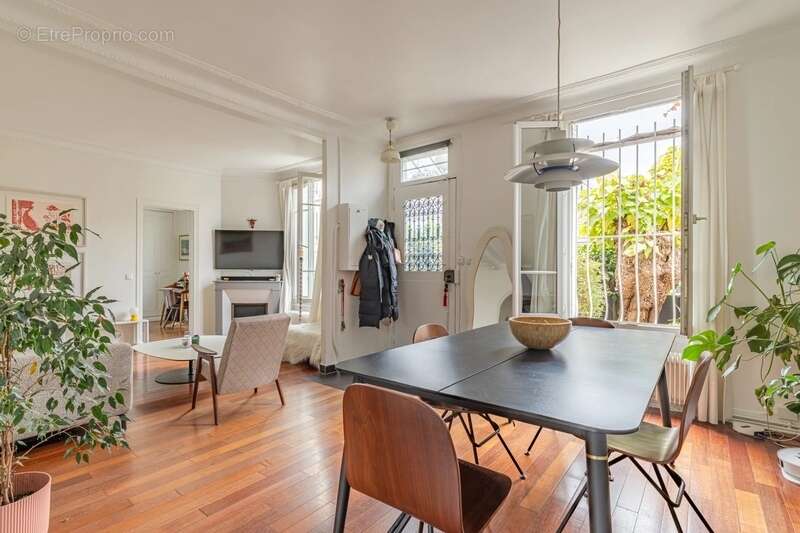 Appartement à BOIS-COLOMBES