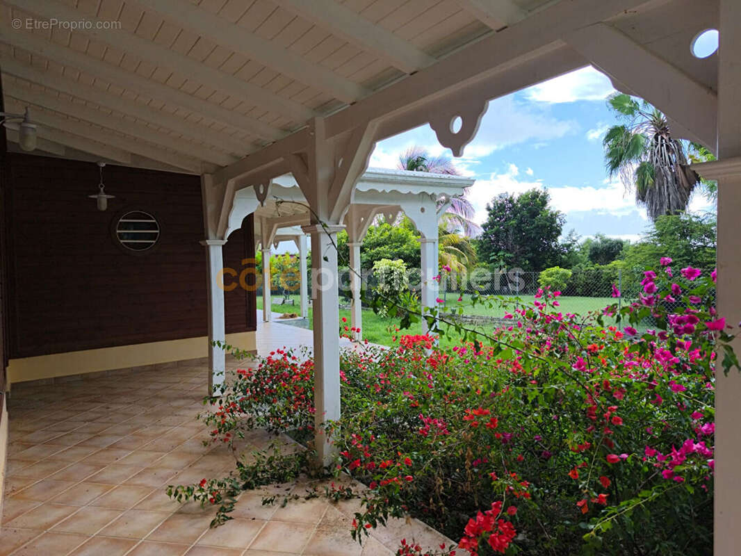 Maison à SAINT-FRANCOIS