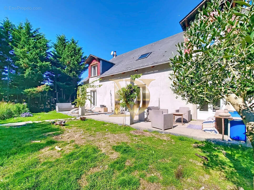 Maison à BLERE