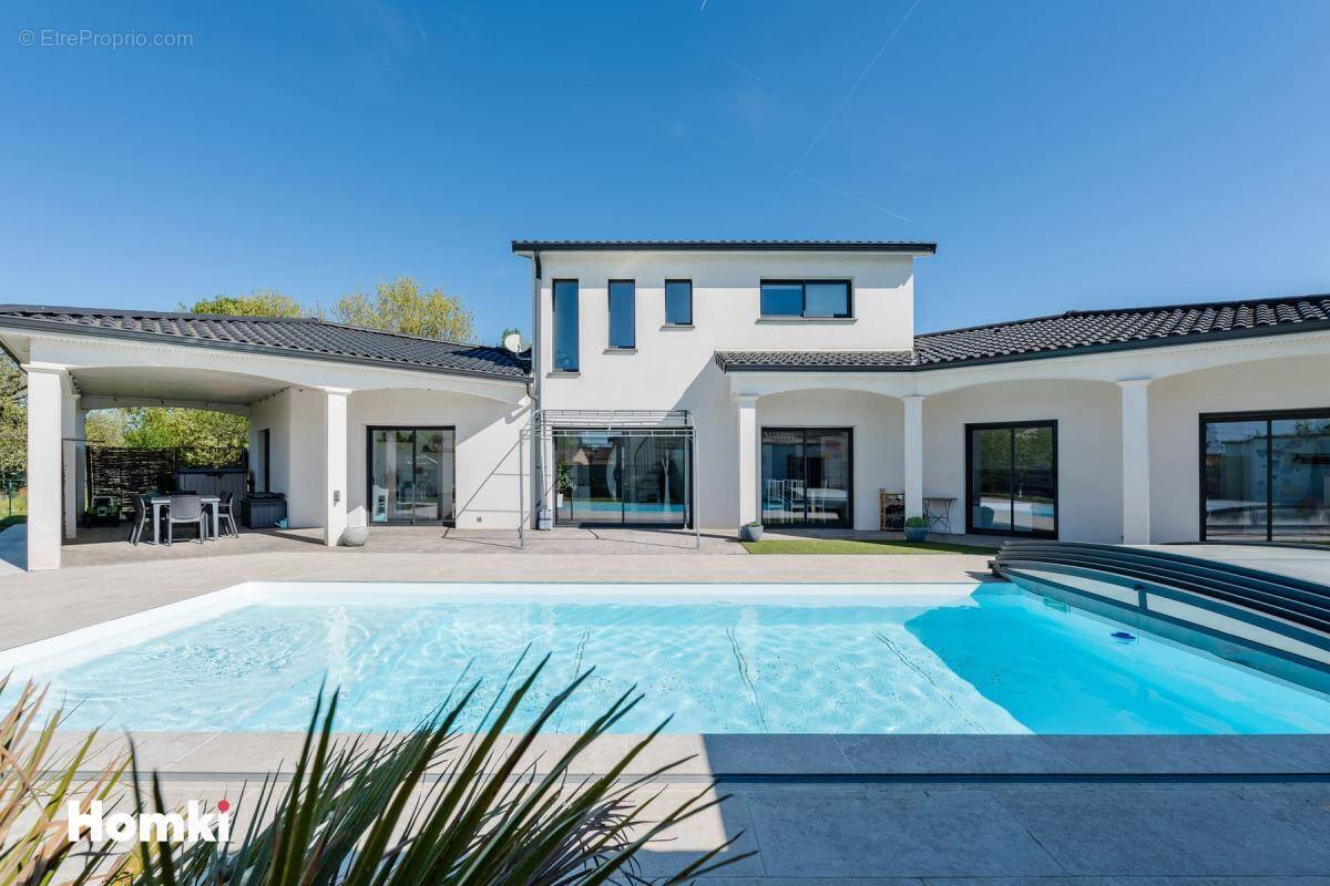 Maison à LAMASQUERE