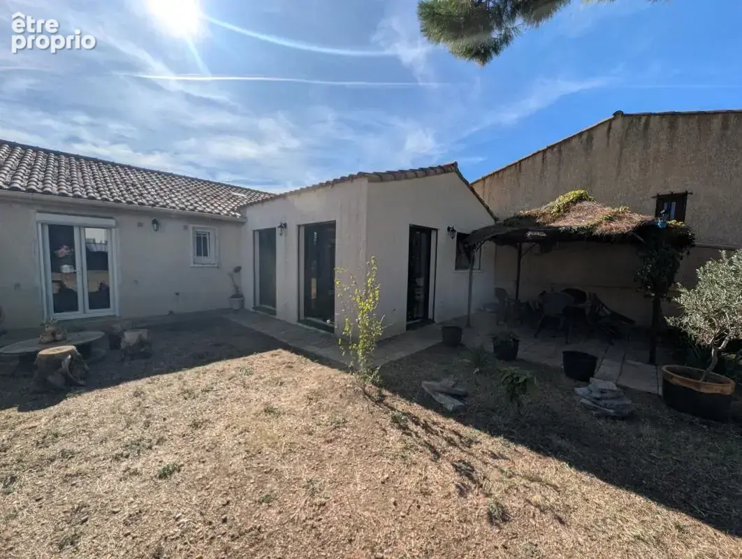 Lézignan-la-Cèbe : belle maison de plain-pied rénovée, au calme d'une impasse - photo 19