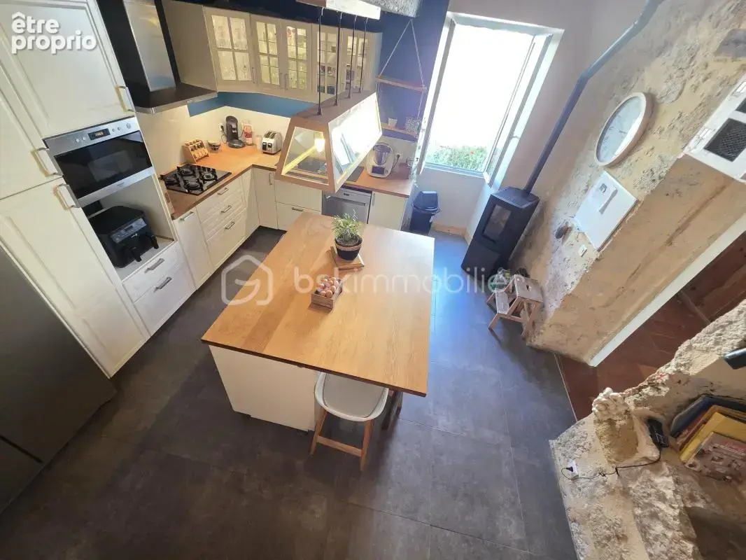Maison de village en pierre - 4 chambres- 145 m²- jardin- grange - photo 14