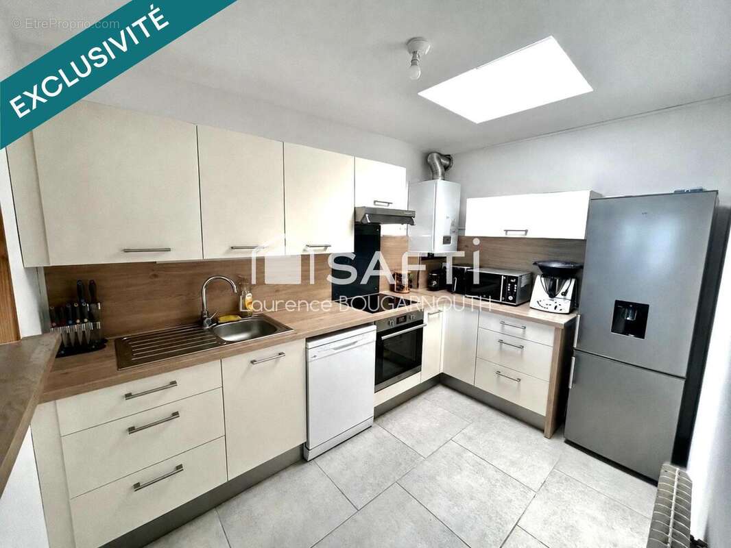 Appartement 103 m² à Bagnols-Sur-Ceze  - photo 2