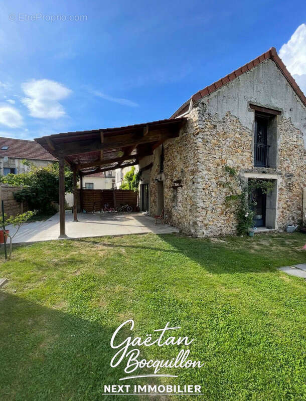 Maison à QUINCY-VOISINS