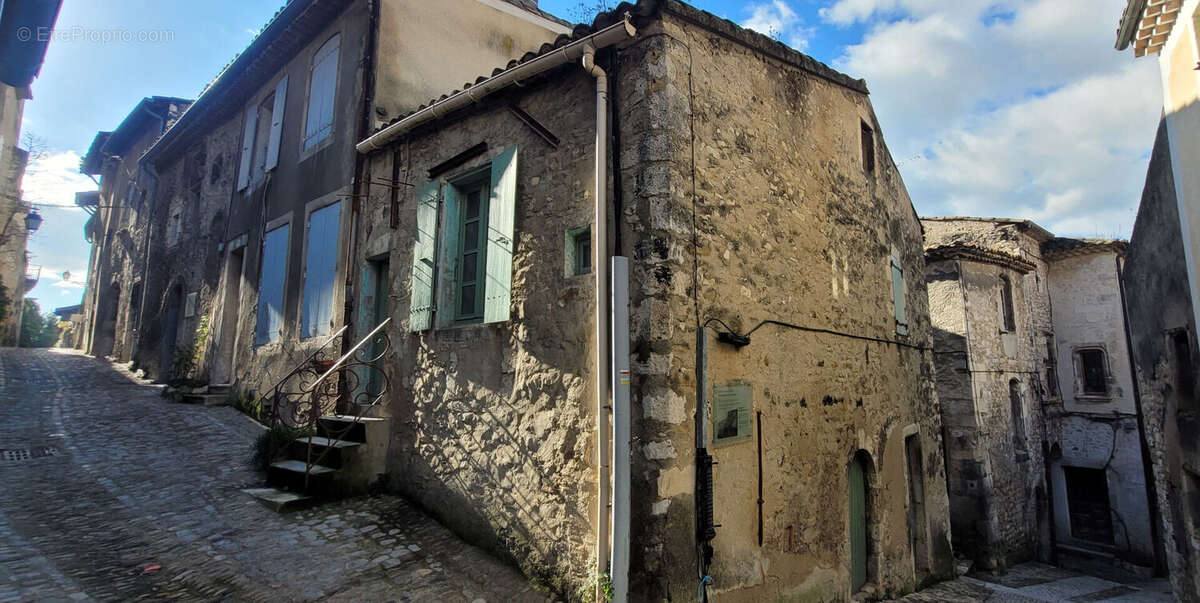 Maison à VIVIERS
