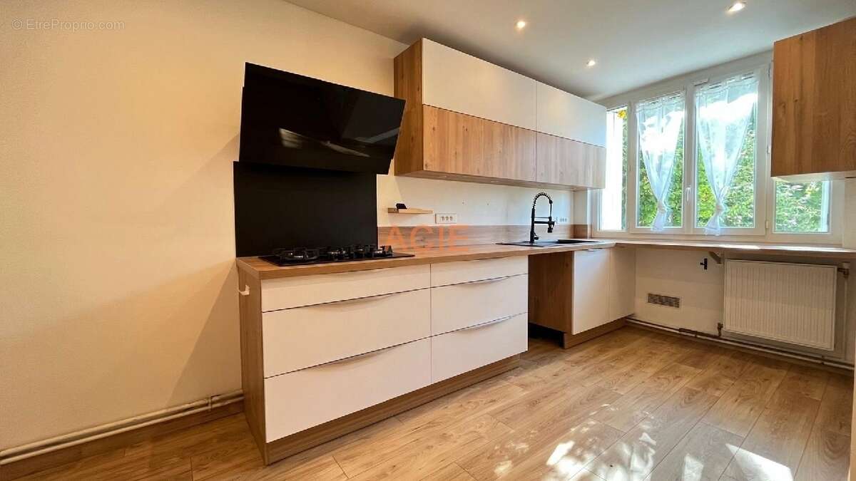 Maison 102 m² à Belloy-En-France  - photo 4