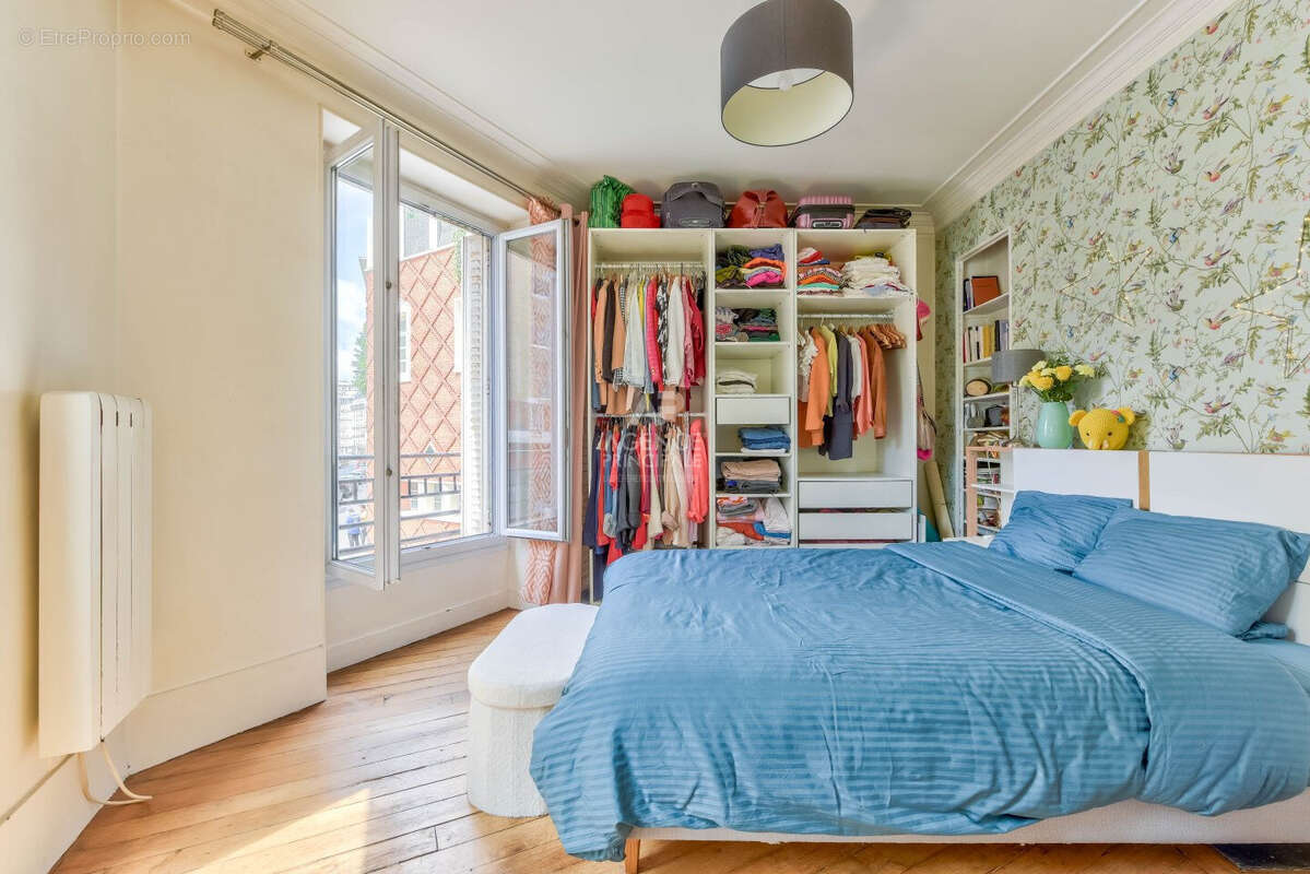 Appartement à PARIS-18E