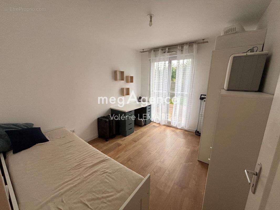 Appartement à GRISY-SUISNES