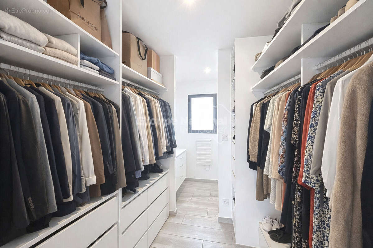 Maison à CHATEAUNEUF-DU-PAPE