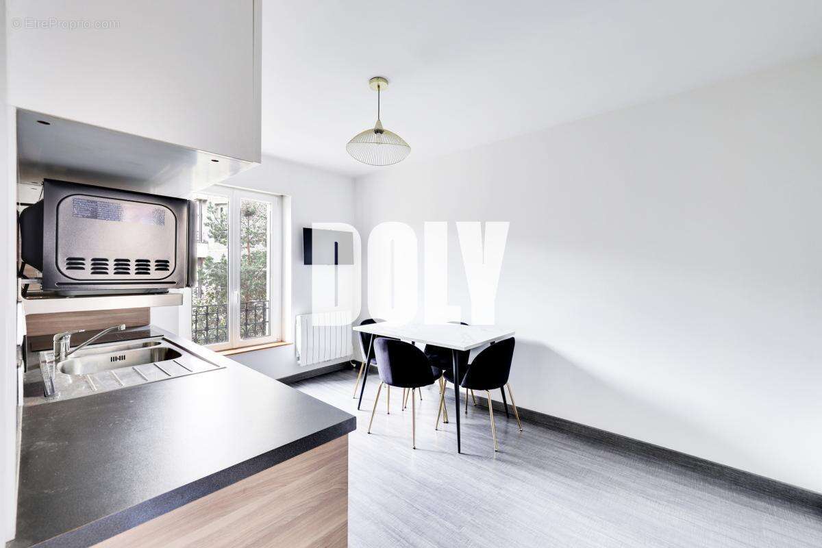 Appartement à SURESNES