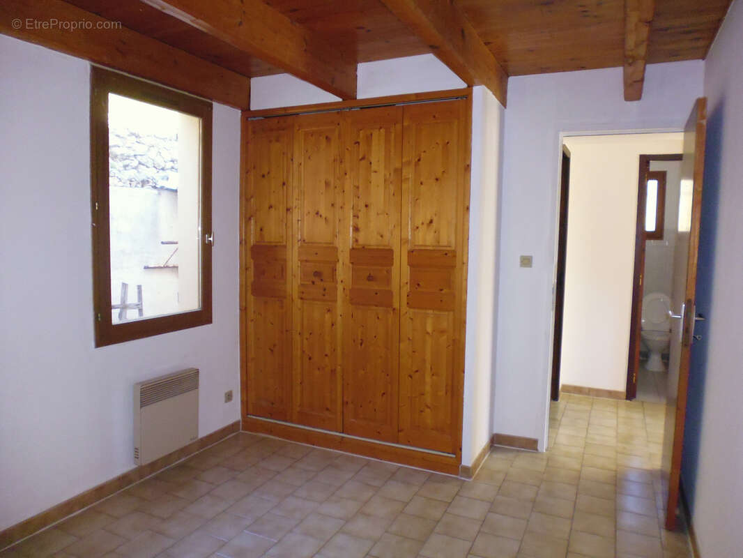 Maison à SOLLIES-TOUCAS