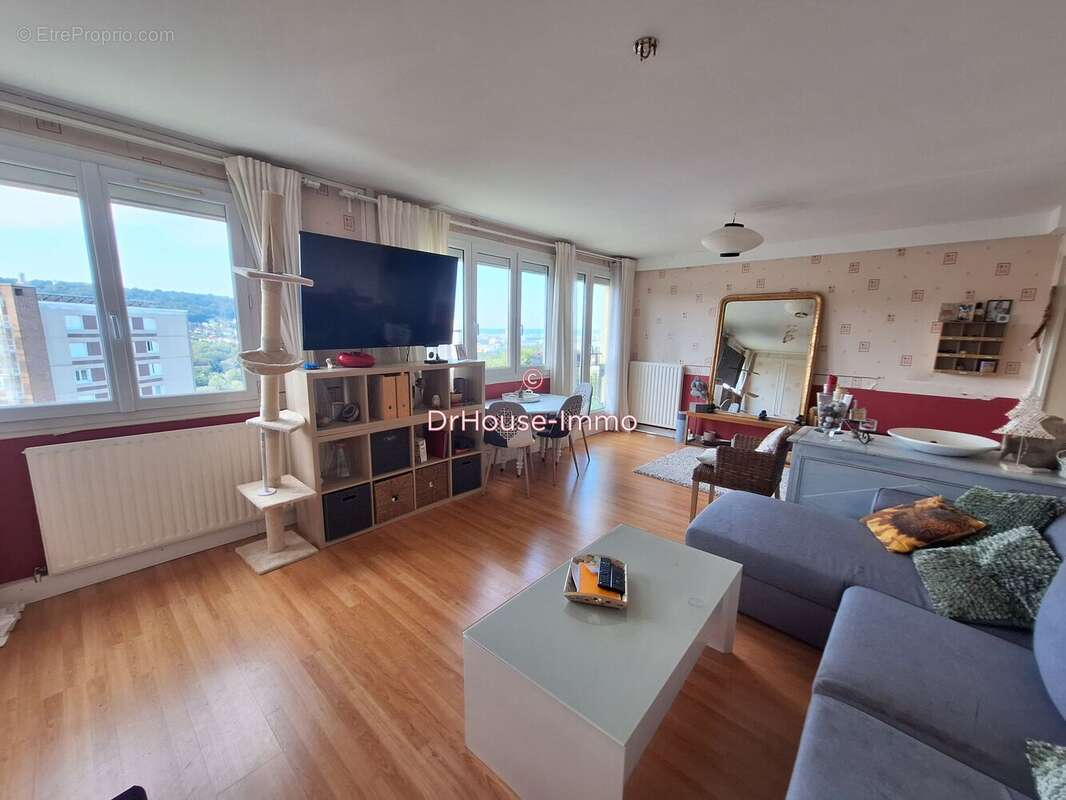 Appartement à DARNETAL